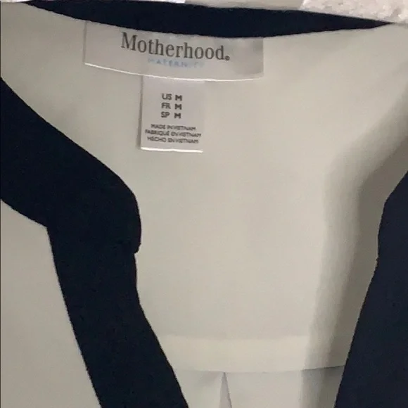Motherhood Maternity White and Black Sleeveless Blouse - Picture 4 of 7